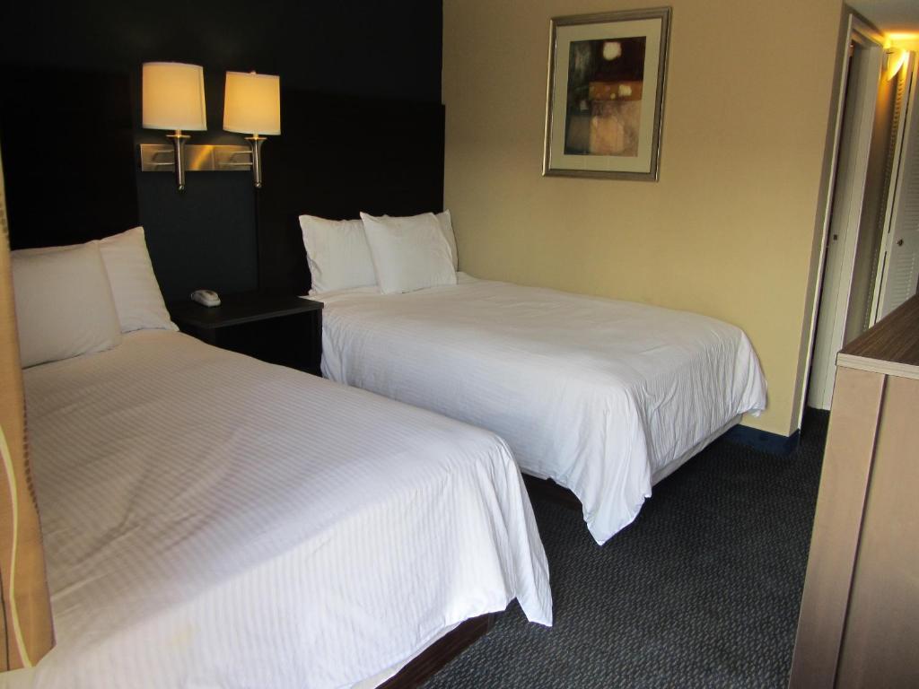 Howard Johnson By Wyndham Odessa Tx Buitenkant foto