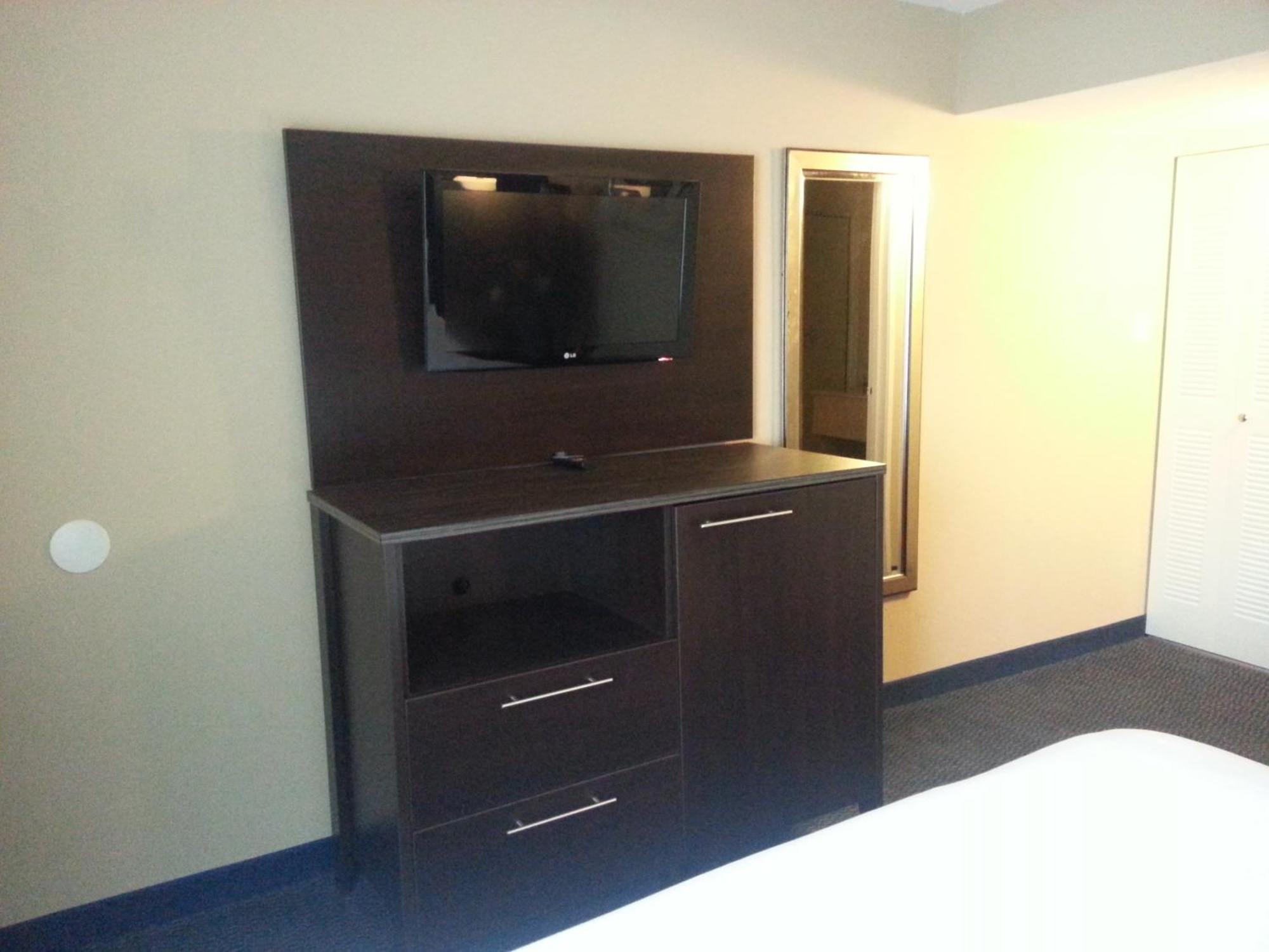 Howard Johnson By Wyndham Odessa Tx Buitenkant foto