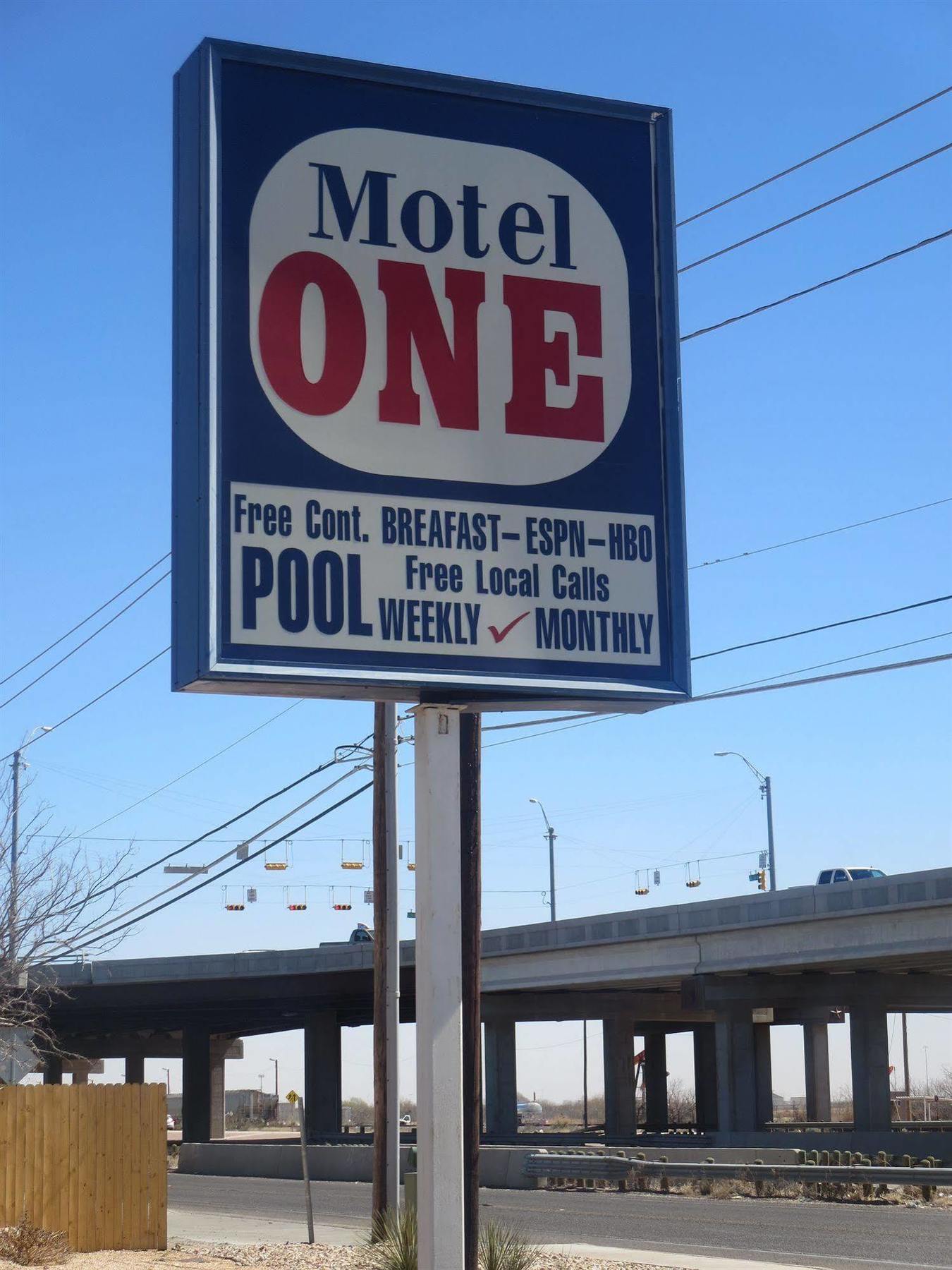 Howard Johnson By Wyndham Odessa Tx Buitenkant foto
