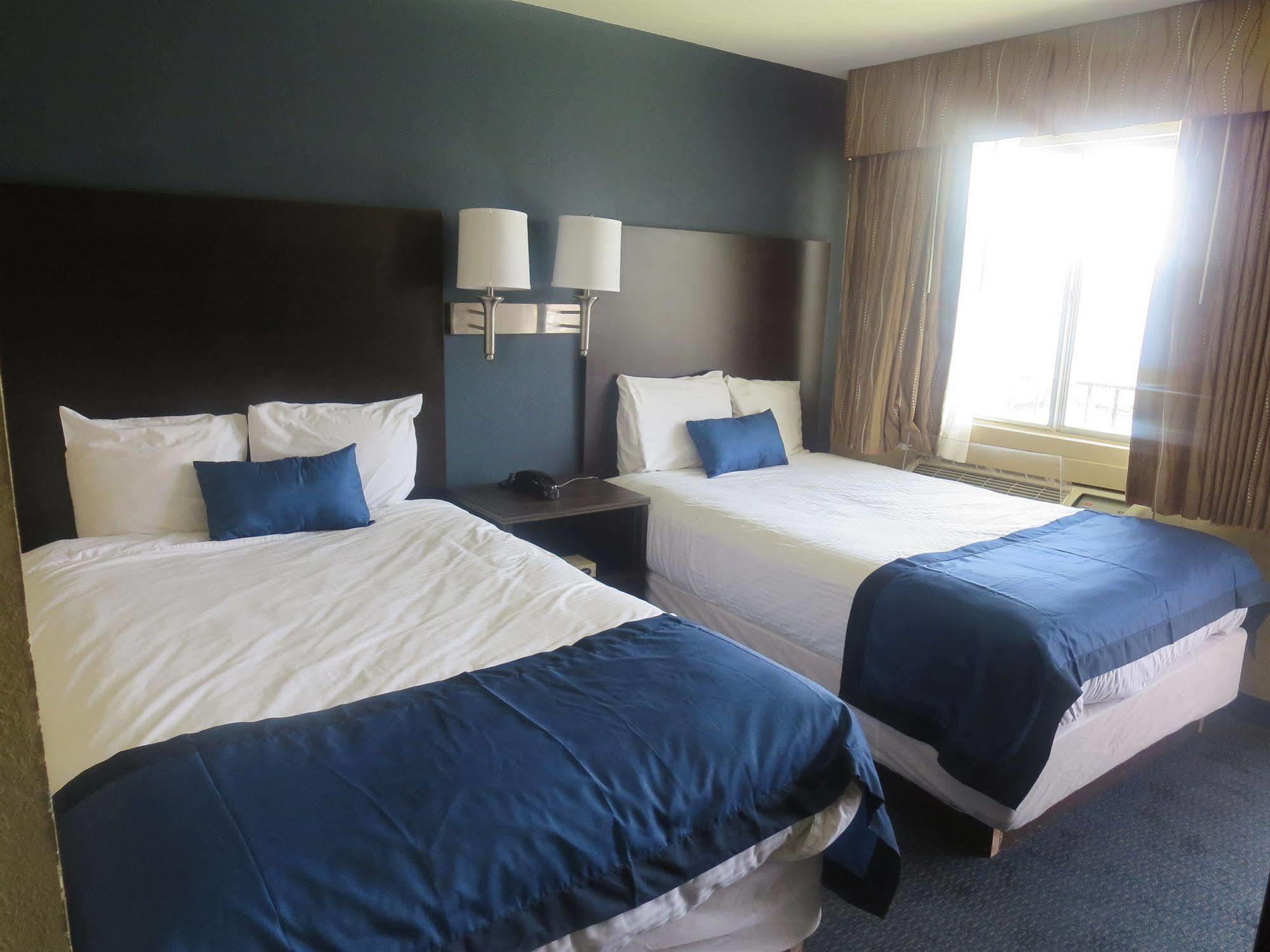 Howard Johnson By Wyndham Odessa Tx Buitenkant foto